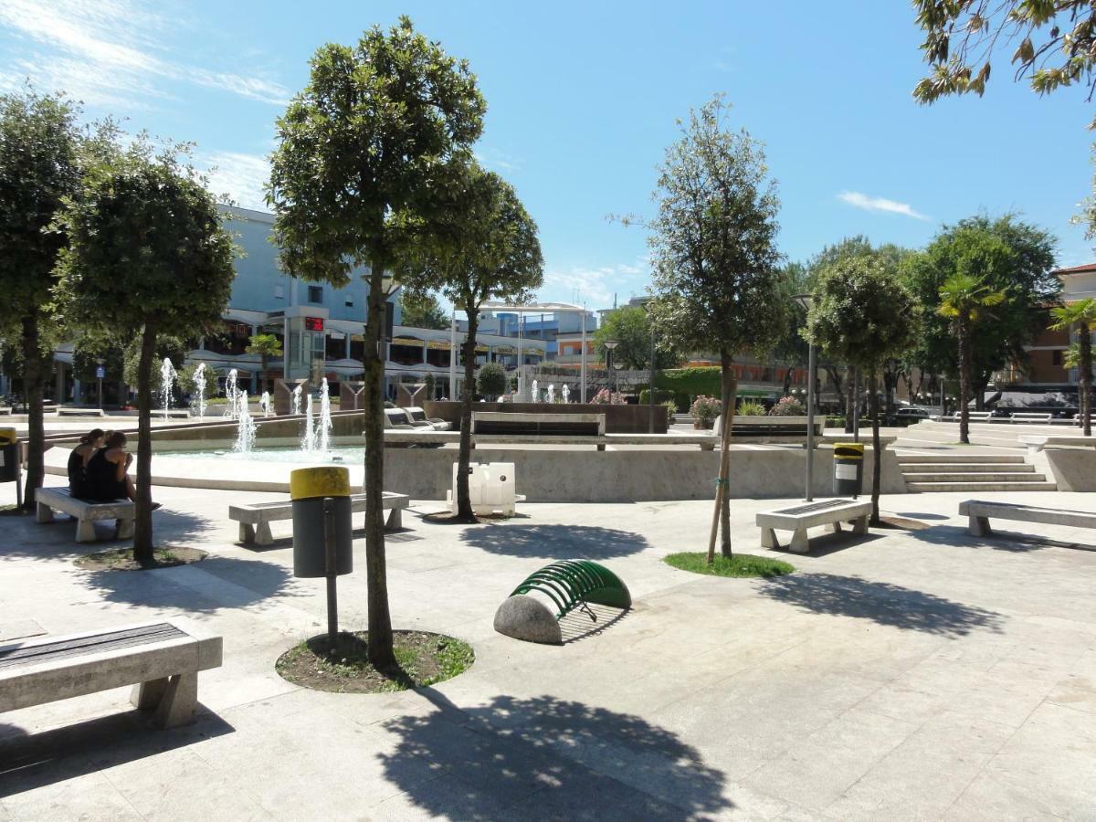 Isola Clara - Appartamenti Bibione Esterno foto