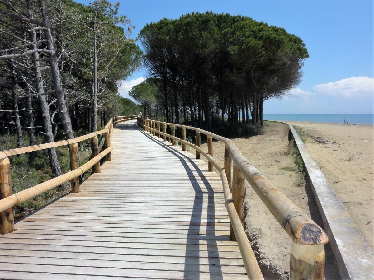 Isola Clara - Appartamenti Bibione Esterno foto