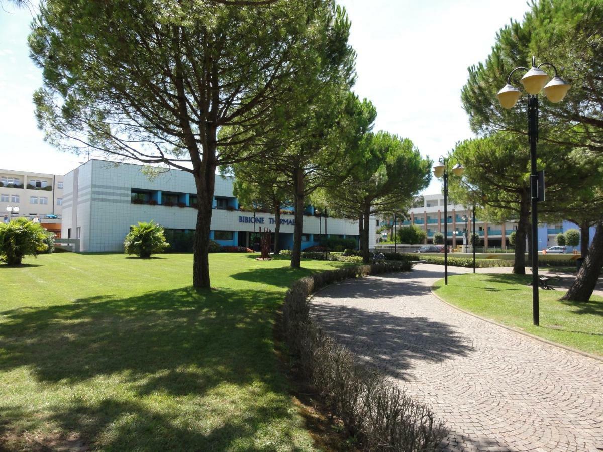 Isola Clara - Appartamenti Bibione Esterno foto